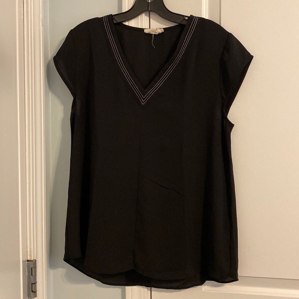 Black White Thread Accent VNeck Blouse